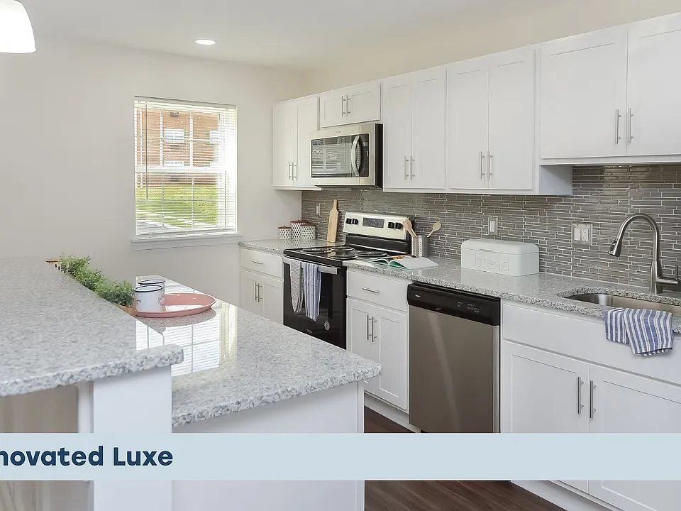 Kingswood Apartments & Townhomes