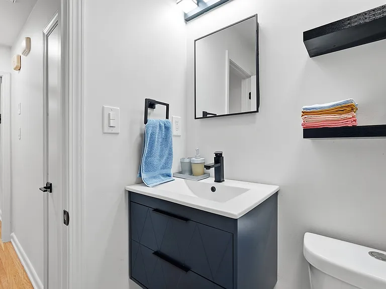 209 N Fillmore St #3 — Photo 12