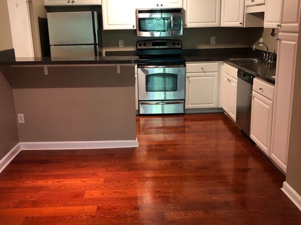 21L Pine St