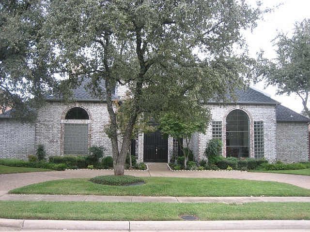 1st image of 4560 Southgate Dr