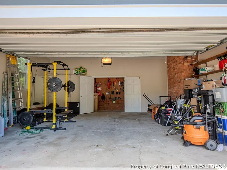 3356 Quarry Dr — Photo 4