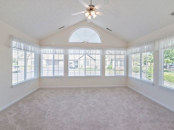 5th image of 2454 Silverado Cir