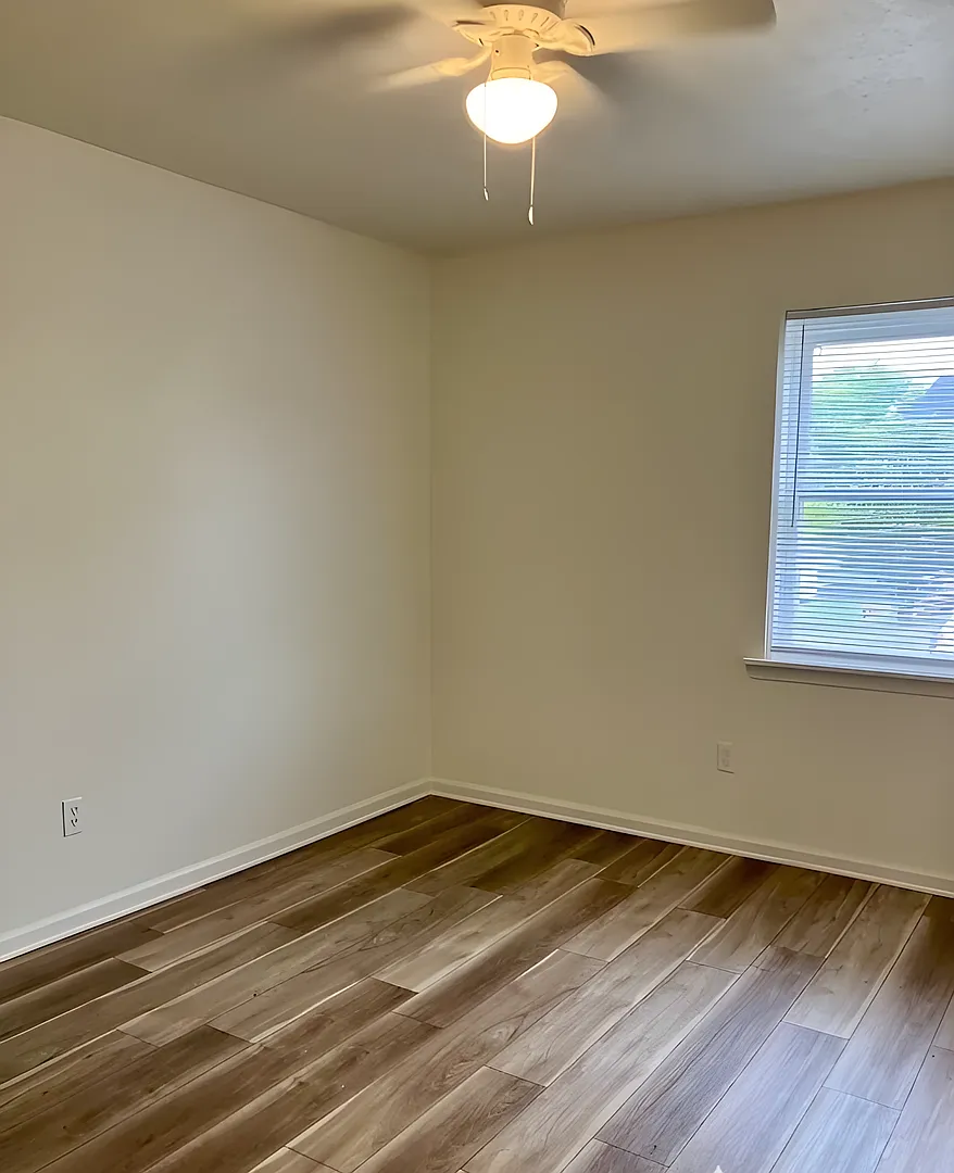 Meadow Pointe Apartments — Photo 4