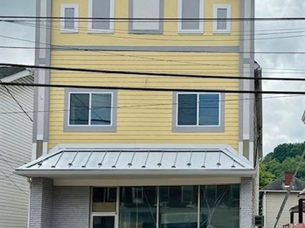 208 E Main St APT A