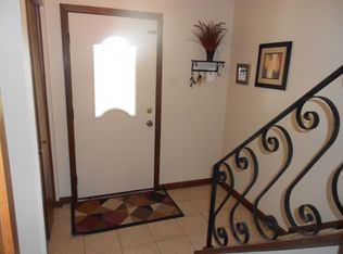 2756 Bingham Dr, Pittsburgh, PA 15241