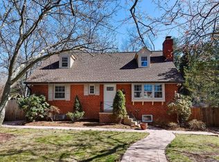 102 Evans St, Rockville, MD 20850