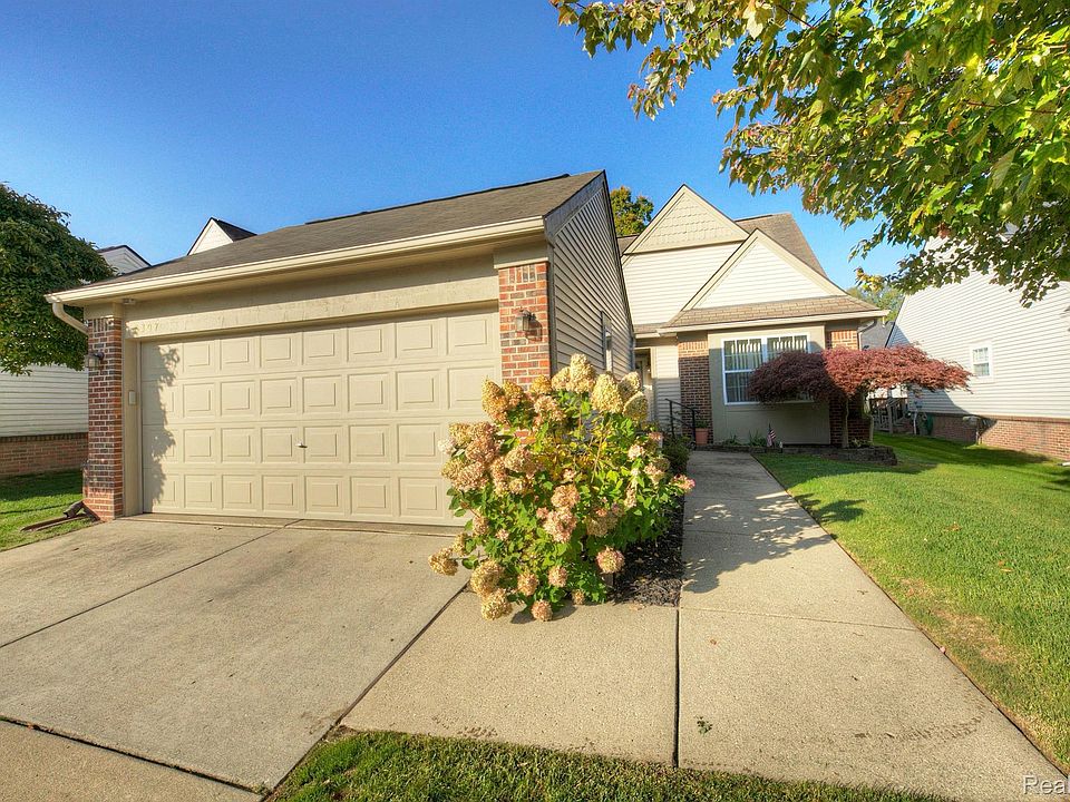 1st image of 6307 Ferraina Dr