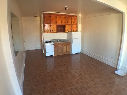 Rented by Benjamin Realty Group, Inc. | media 8