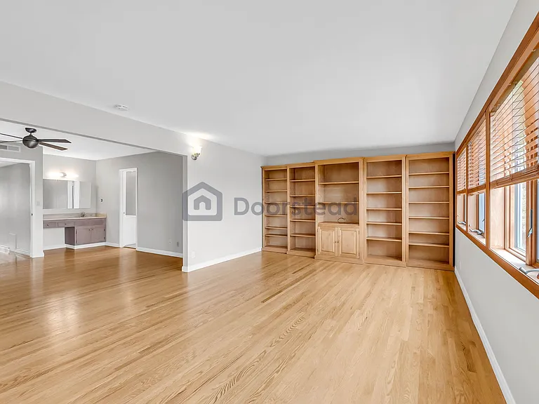 2913 Bayview Dr — Photo 22