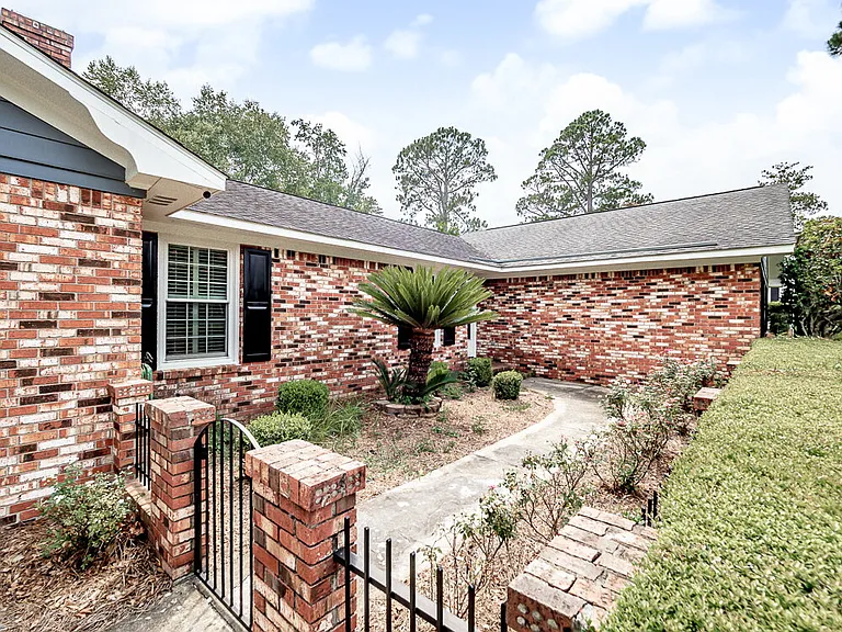 2704 Powhatan Dr — Photo 5