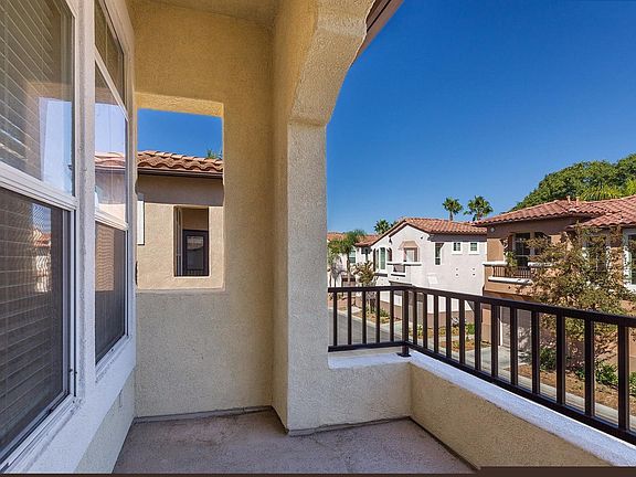 5th image of 30341 Pelican Bay Unit C