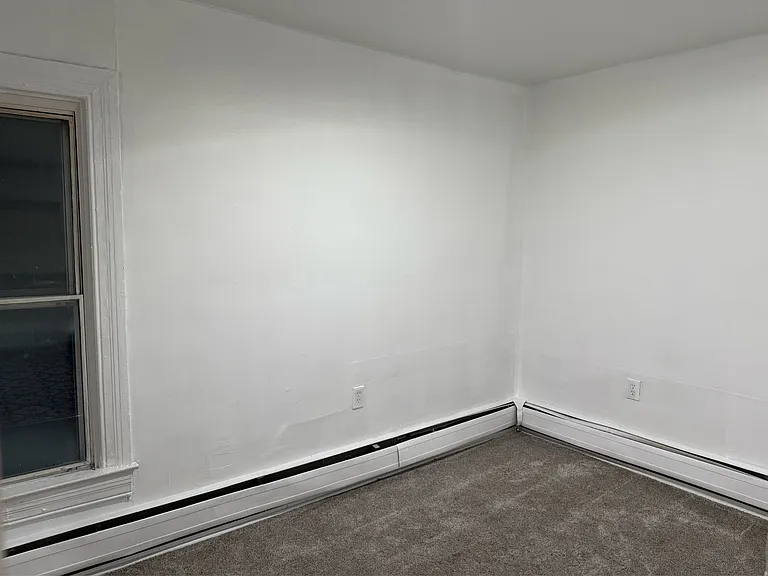 657 Olive St — Photo 7