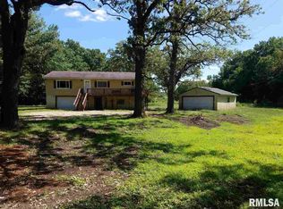 14750 Waller Rd, Fulton, IL 61252