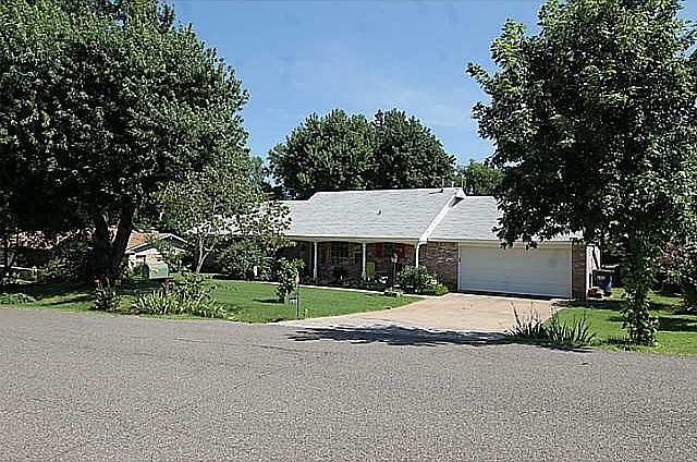 1st image of 1728 E Cottonwood Ter