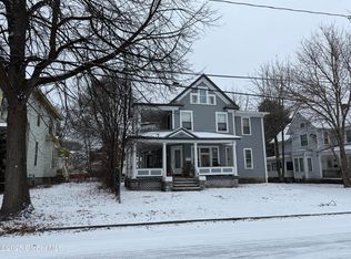 10 Chester St, Glens Falls, NY 12801