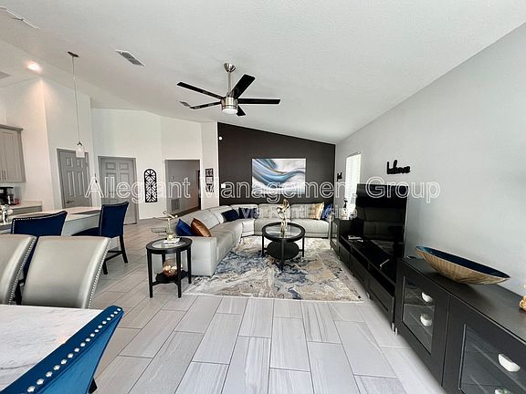 5th image of 2574 Collingswood Dr