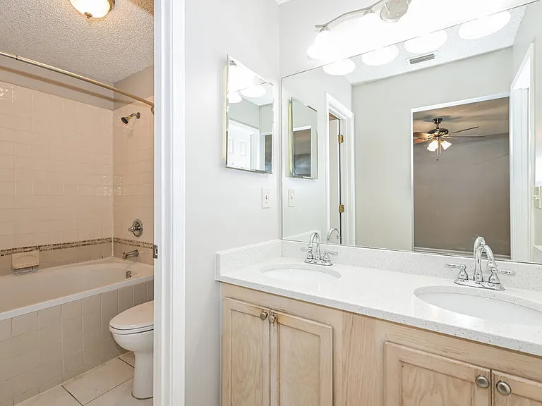 550 Whitfield Rd — Photo 12