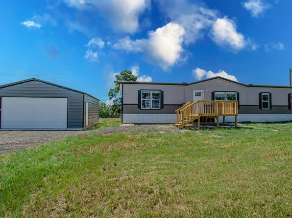 2869 Silk Tree Rd, Gilmer, TX 75645