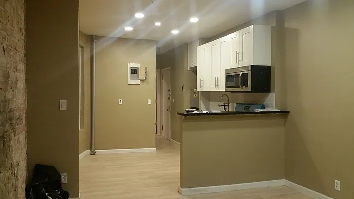 Rented by NY Home Owner Inc | media 25