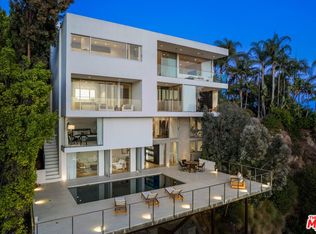 1853 Sunset Plaza Dr, Los Angeles, CA 90069