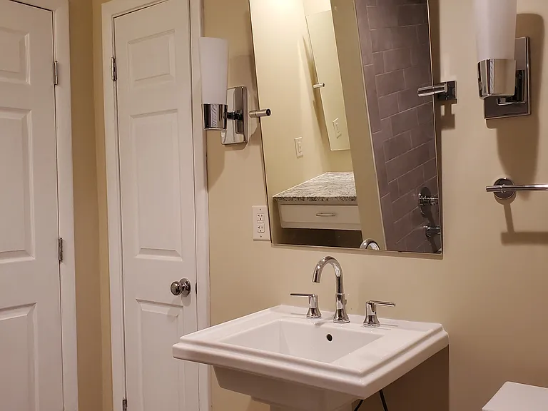 303 Pleasant Dr — Photo 13