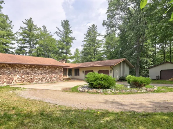 330 Birch Knoll Ln, Caro, MI 48723