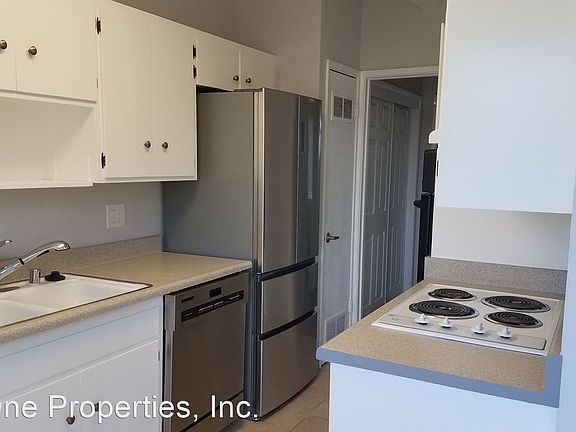 4th image of 1170 Lincoln Ave Unit 20