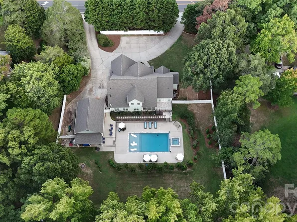 3514 McKee Rd, Charlotte, NC 28270