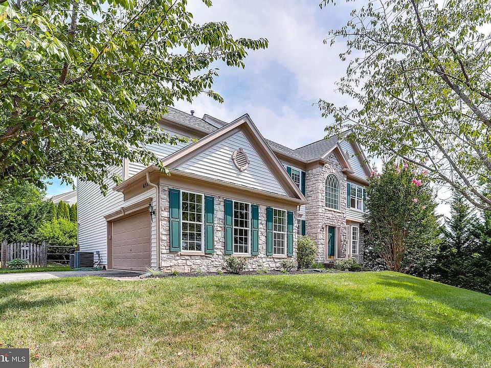 1st image of 6512 Ballymore Ln