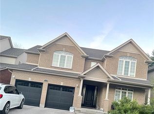 740 Cedar Bend Dr, Waterloo, ON N2V2R6