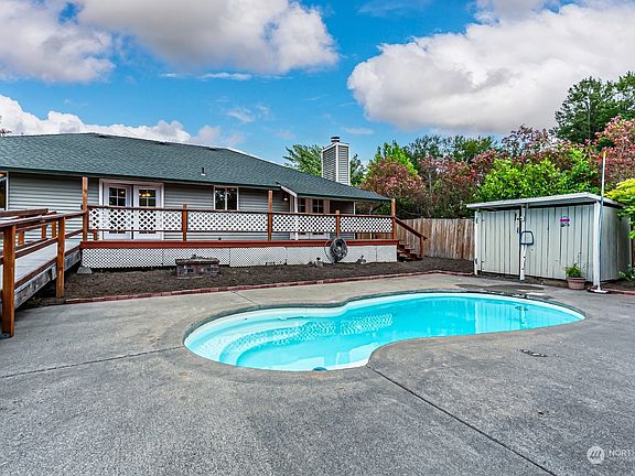 5th image of 13502 118th Avenue Ct E #1