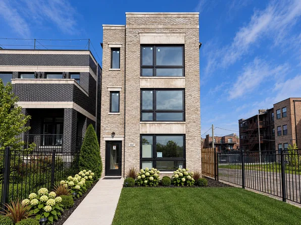 4447 S Calumet Ave, Chicago, IL 60653