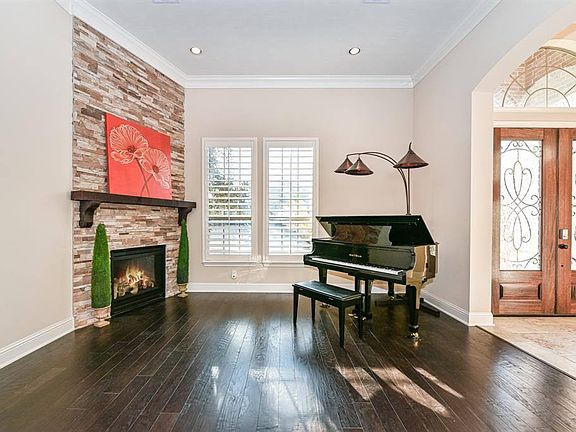 5th image of 17802 Lakeside Haven Dr