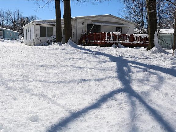 3rd image of 22 Brookridge Dr