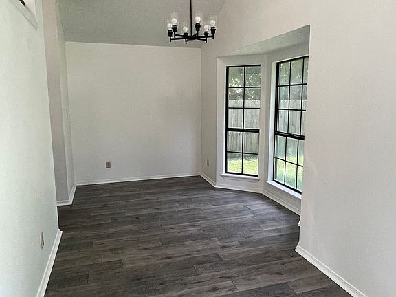 4th image of 2513 Freedom Ln