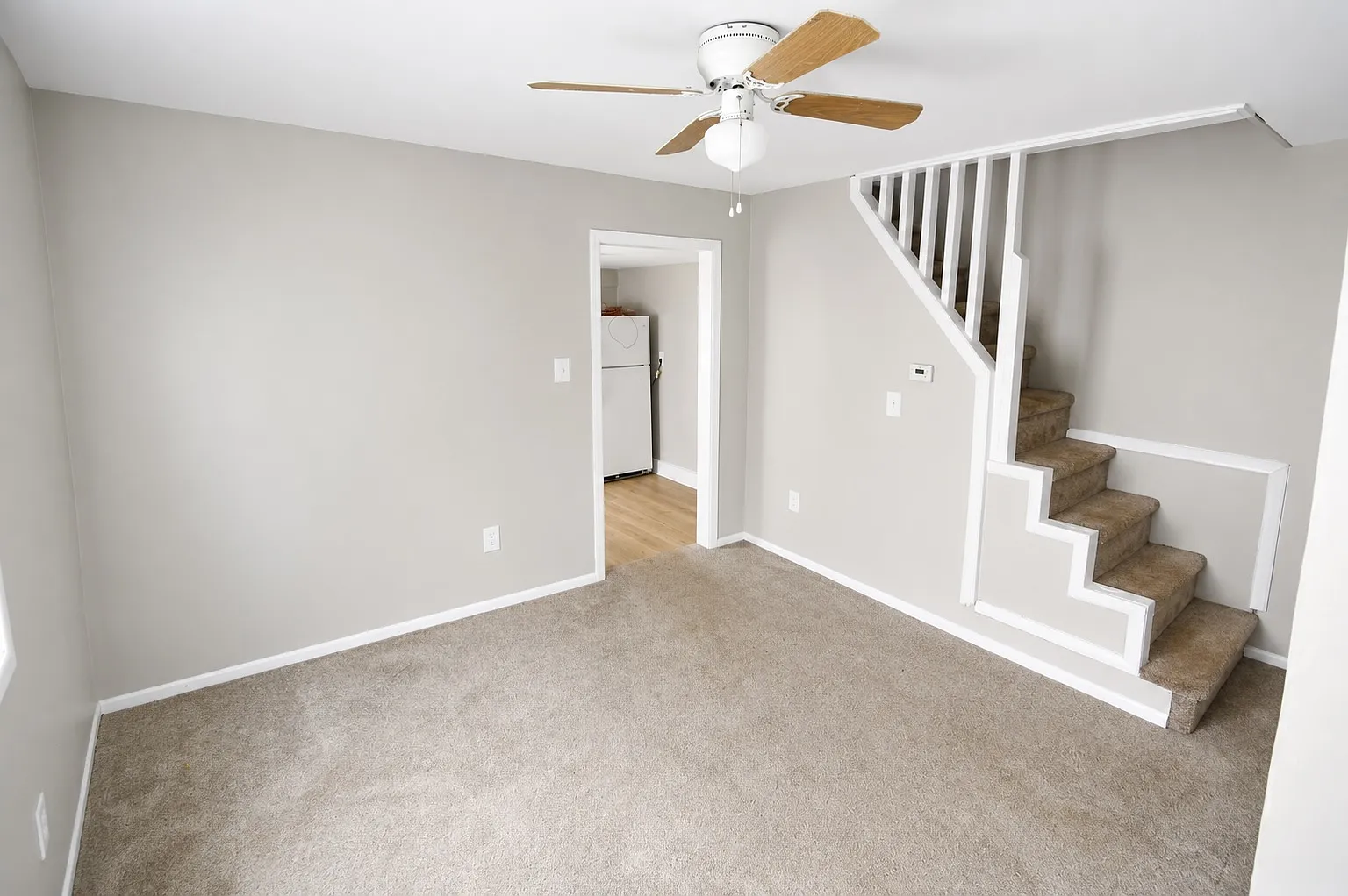 3 bed, 946 sqft, $2,000 — Photo 4