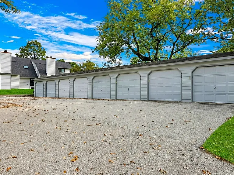 719 Wakefield Rd — Photo 20