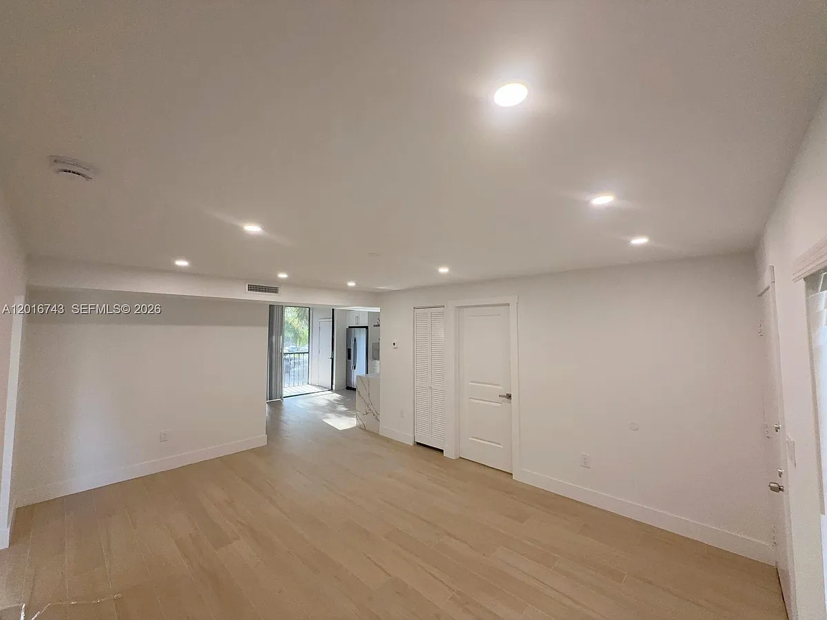 Building Photo - 8420 SW 133rd Avenue Rd #2-219