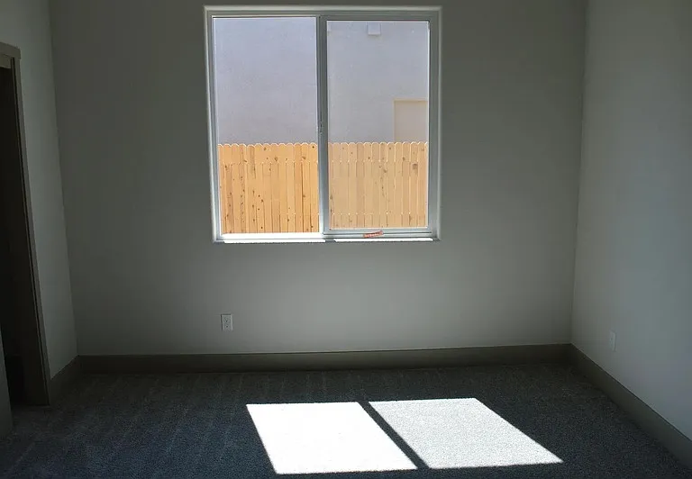 2430 Bastidas Dr — Photo 38