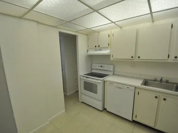 8020 Fairview Dr, Fort Lauderdale, FL