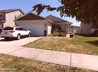 7454 N Carrington Ln, Coeur D Alene, ID 83815