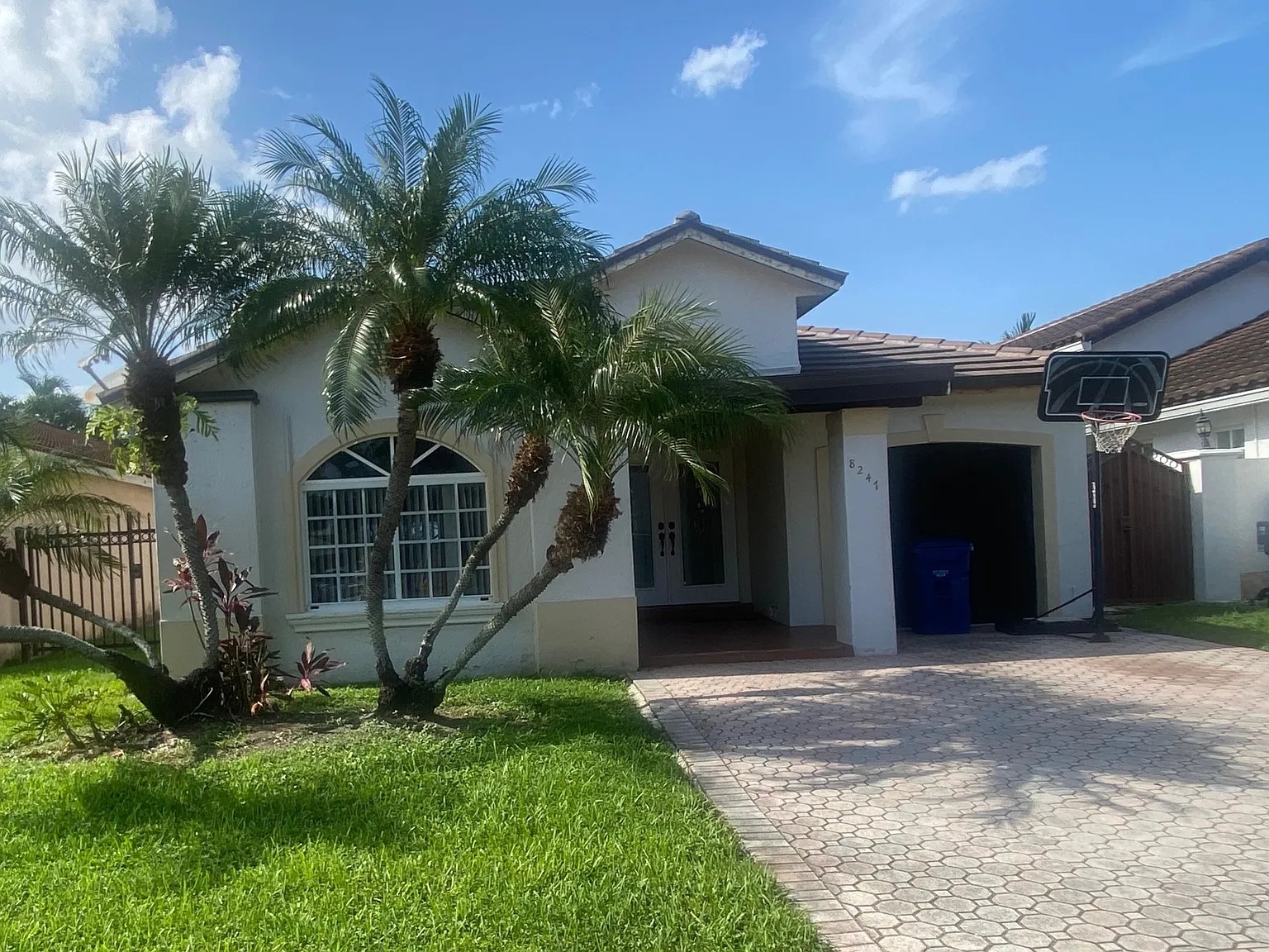 NW 194th Ter, Miami Gardens — Photo 1