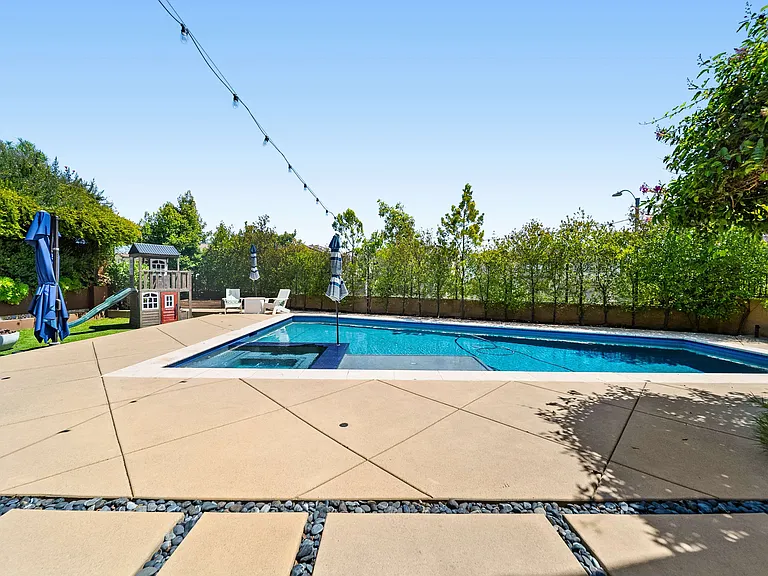972 Tucana Dr — Photo 57