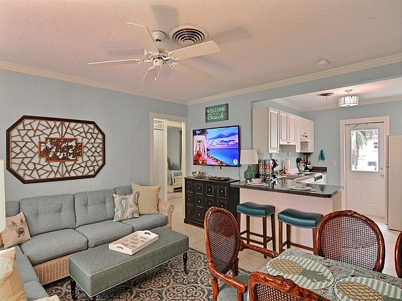 5th image of 916 E Causeway Blvd
