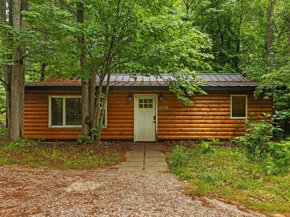 1304 Poplar Dr NE, Kalkaska, MI 49646