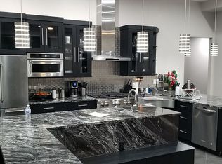 6916 Rimrock Cir NW, Albuquerque, NM 87120