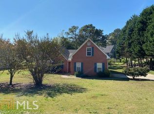 5961 Coatsworth Dr, Rex, GA 30273