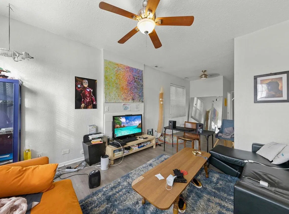 1539 N Campbell Ave — Photo 3