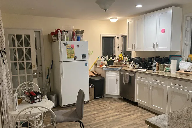 45 Woods Ave — Photo 3