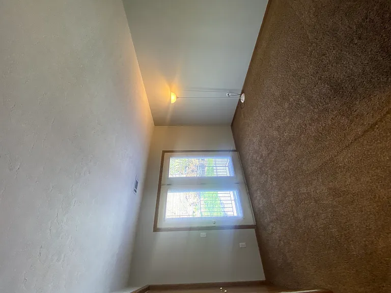 2416 E 50th St #4 — Photo 7